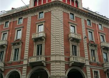 AULICO UFFICIO DI RAPPRESENTANZA IN CENTRO STORICO